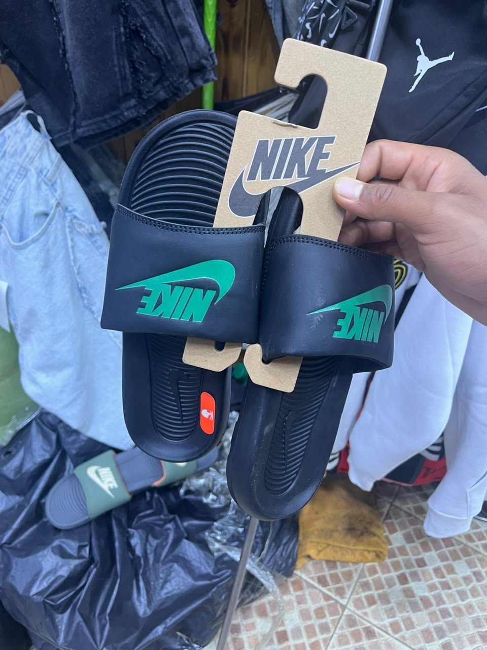 نايك فيكتوري وان👟
